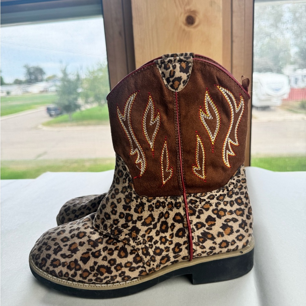 Cheetah Print Cowgirl Boots